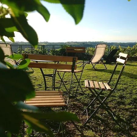 Les Chimeres Gites Appartement Puylaroque